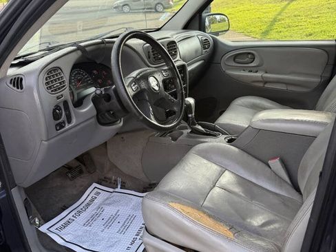 Used 2008 Chevrolet TrailBlazer LT AWD/4WD image 9
