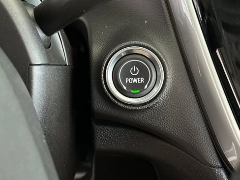 Used 2023 Chevrolet Bolt EUV LT FWD image 28