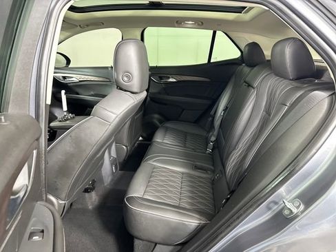 Used 2022 Buick Envision Avenir w/ Technology Package II image 25