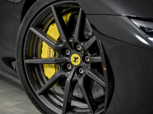 Used 2022 Ferrari SF90 Stradale image 4