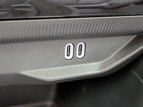 New 2026 Jeep Cherokee Limited AWD/4WD image 23