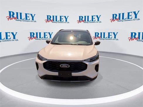 New 2025 Ford Escape ST-Line w/ Tech Pack #1 image 3