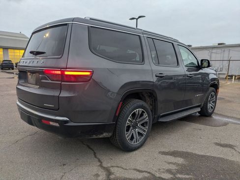 Used 2024 Jeep Wagoneer Series II image 35