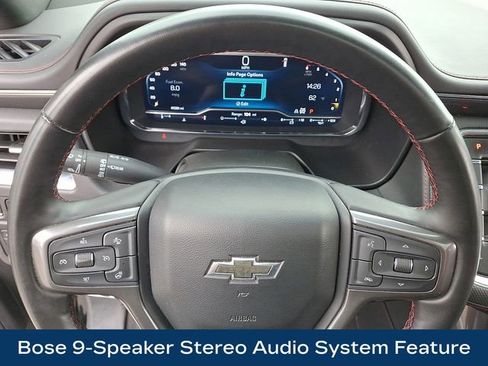 Used 2024 Chevrolet Suburban RST w/ Luxury Package AWD/4WD image 4