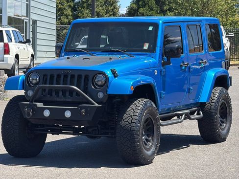 Used 2014 Jeep Wrangler Unlimited Sahara AWD/4WD image 10