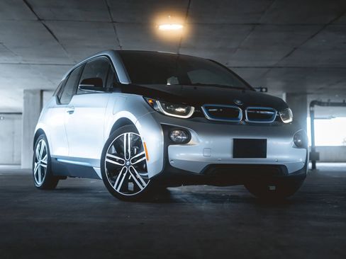 Used 2015 BMW i3 w/ Range Extender image 2