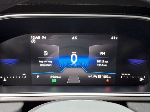 Used 2025 Volkswagen Taos SE image 22