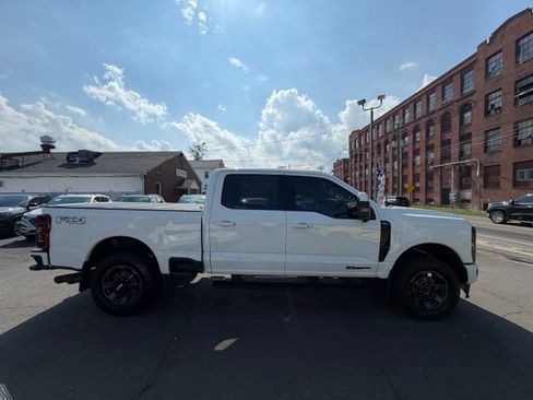 Used 2023 Ford F250 Lariat w/ Lariat Ultimate Package AWD/4WD image 4
