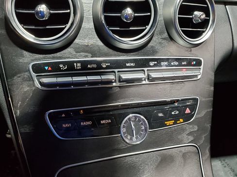 Used 2015 Mercedes-Benz C 300 4MATIC Sedan image 32