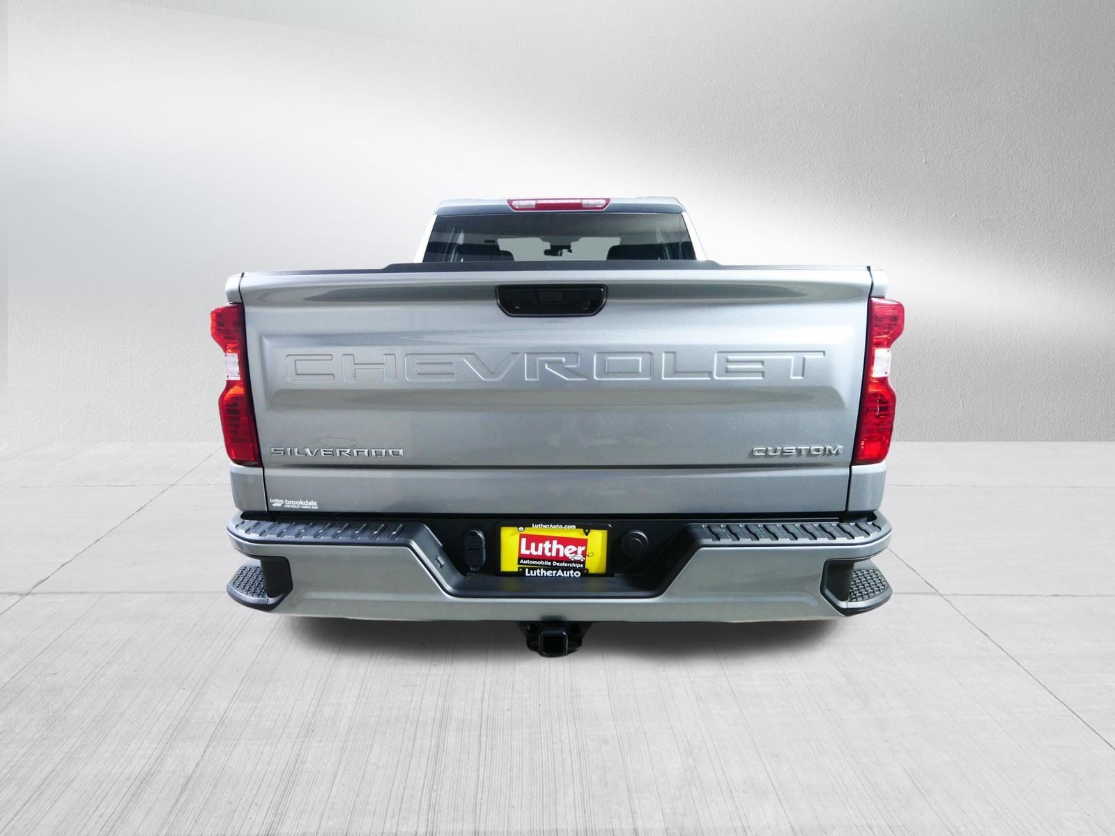 Used 2023 Chevrolet Silverado 1500 Custom AWD/4WD image 6