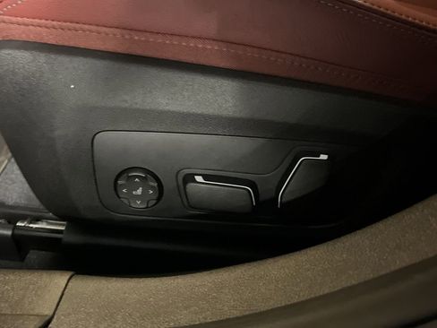 New 2025 BMW 330i xDrive Sedan w/ Premium Package image 12