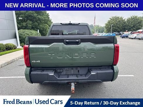Used 2022 Toyota Tundra SR5 w/ SR5 Convenience Package AWD/4WD image 7