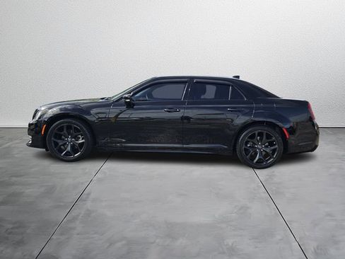 Used 2022 Chrysler 300 Touring L w/ Popular Equipment Group image 3
