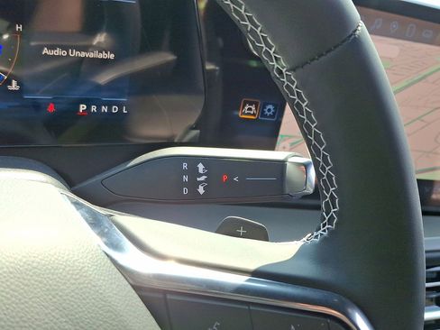 New 2025 Chevrolet Traverse LT w/ LPO, Floor Liner Package image 15