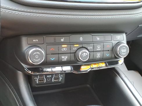Used 2021 Dodge Durango GT AWD/4WD image 21