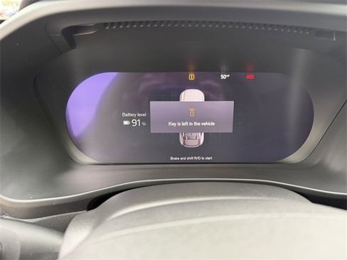 Used 2023 Volvo C40 P8 Recharge Ultimate image 19