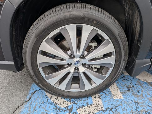 Used 2022 Subaru Ascent Limited w/ Technology Package AWD/4WD image 11