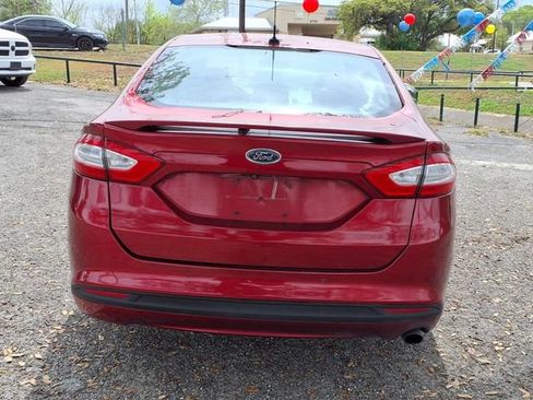 Used 2016 Ford Fusion SE w/ Equipment Group 201A FWD image 6
