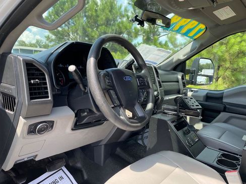 Used 2019 Ford F250 XL w/ Power Equipment Group RWD image 13