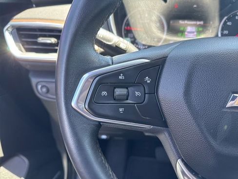 Certified 2021 Chevrolet TrailBlazer ACTIV w/ Technology Package AWD/4WD image 17