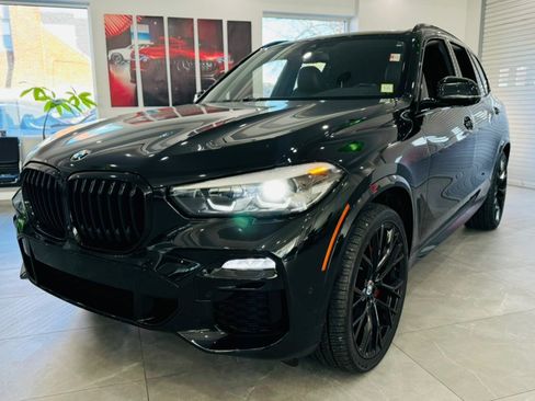 Used 2021 BMW X5 xDrive40i w/ M Sport Package image 3