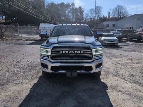 Certified 2019 RAM 3500 Laramie image 3