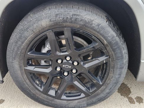 Used 2023 Chevrolet Traverse Premier w/ LPO, Floor Liner Package image 28