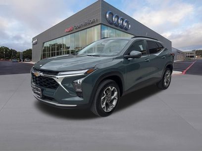 Used 2025 Chevrolet Trax LT