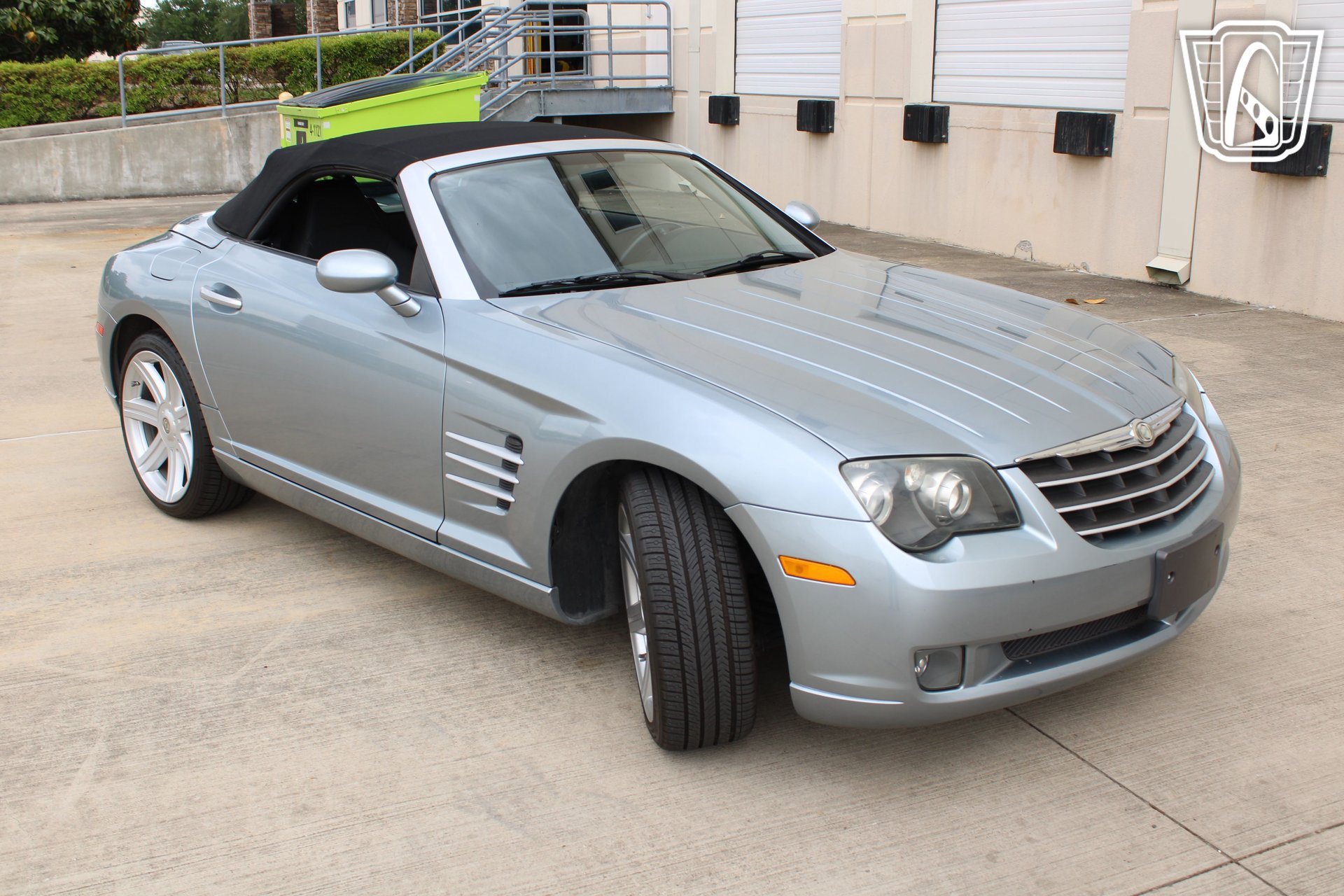 Used 2005 Chrysler Crossfire Limited RWD image 28