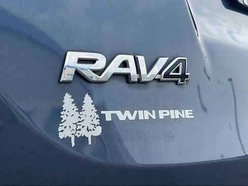Used 2014 Toyota RAV4 Limited AWD/4WD image 28