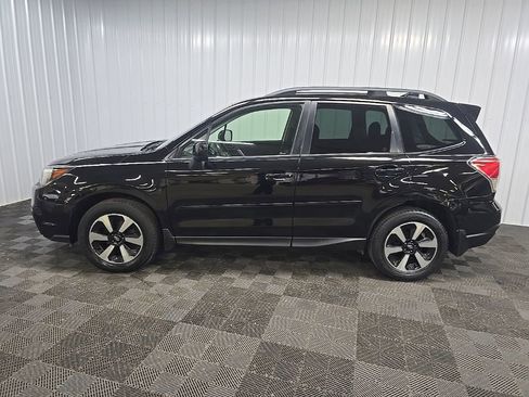 Used 2018 Subaru Forester 2.5i Premium w/ All-Weather Package AWD/4WD image 5