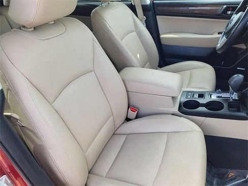 Used 2016 Subaru Outback 2.5i Limited image 18