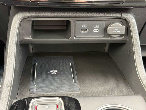 Used 2023 Honda Pilot Touring image 26