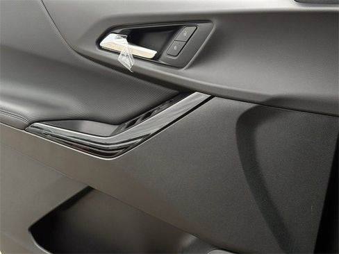 New 2026 Chevrolet Equinox LT image 21