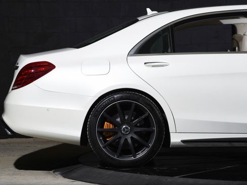 Used 2016 Mercedes-Benz S 65 AMG Sedan image 18