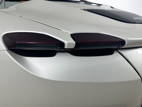 Used 2024 Ferrari Roma Spider RWD image 13