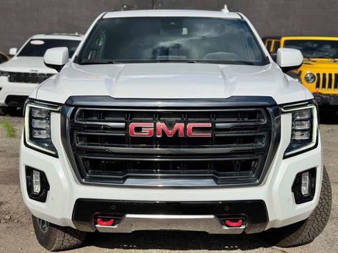 Used 2023 GMC Yukon XL AT4 w/ LPO, Floor Liner Package AWD/4WD image 11