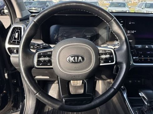 Used 2021 Kia Sorento SX image 18