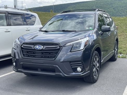 Certified 2022 Subaru Forester Limited w/ Popular Package #2 AWD/4WD image 2