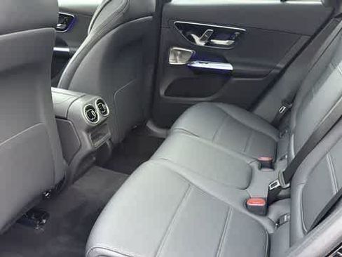 Used 2026 Mercedes-Benz GLC 300 4MATIC image 26