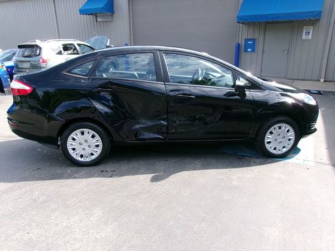 Used 2018 Ford Fiesta S image 5