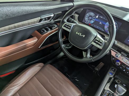 Used 2023 Kia Telluride SX Prestige AWD/4WD image 8