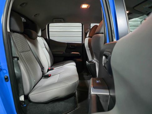 Used 2021 Toyota Tacoma SR5 w/ Blackout Package (TMS) image 19
