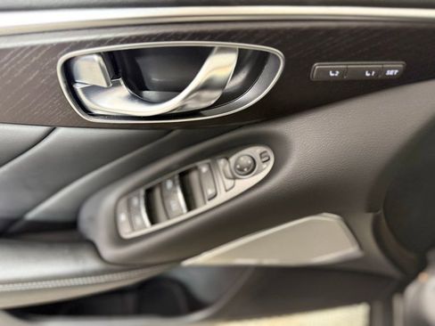 Used 2023 INFINITI Q50 Sensory AWD/4WD image 16