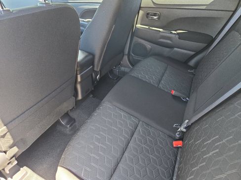 Used 2026 Mitsubishi Outlander Sport LE AWD/4WD image 11