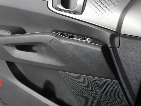 Used 2021 Kia Sorento S image 13