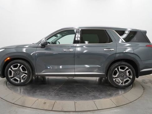 Used 2024 Hyundai Palisade SEL w/ Premium Package AWD/4WD image 4