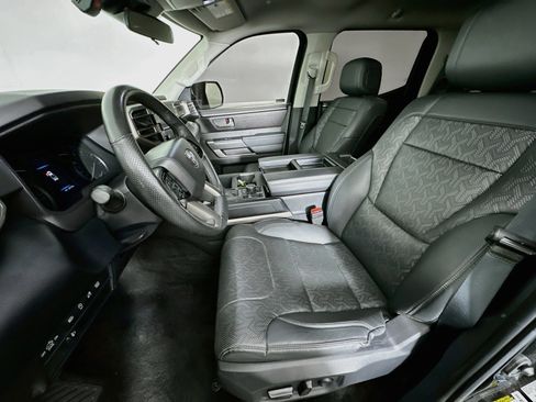 Used 2024 Toyota Tundra SR5 w/ SR5 Premium Package AWD/4WD image 13