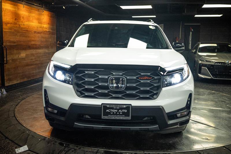 Used 2023 Honda Passport TrailSport image 4