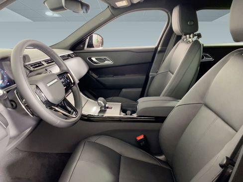 Used 2026 Land Rover Range Rover Velar Dynamic SE image 4